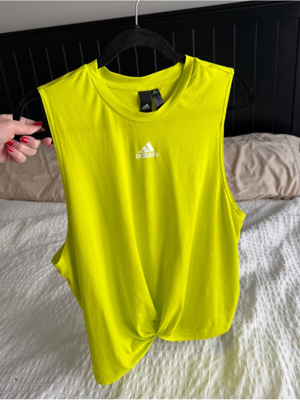 Adidas Front Knot Twist Women’s Tank Neon XL Like New